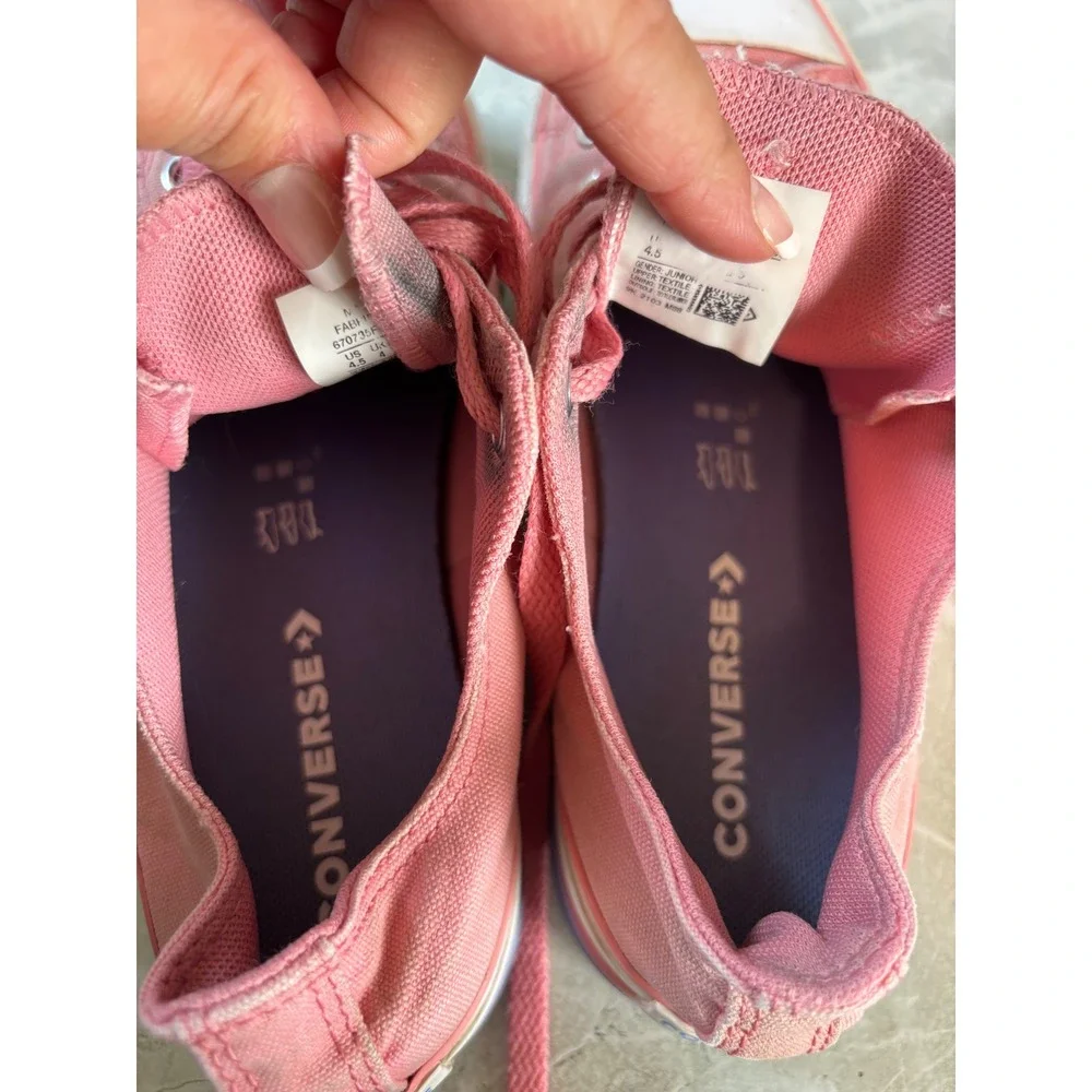 Converse All Star Junior Pink Platform Low Top Sneakers‎ 670735F Size 4.5Y